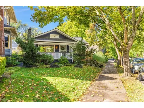 1638 SE Harrison Street Portland OR 97214