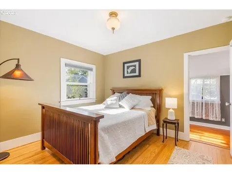 1638 SE Harrison Street Portland OR 97214