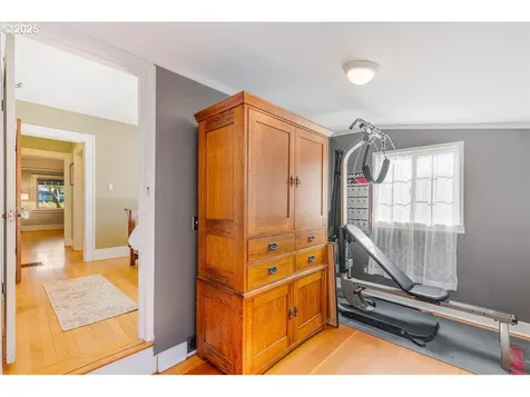 1638 SE Harrison Street Portland OR 97214