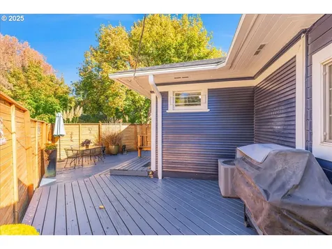 1638 SE Harrison Street Portland OR 97214