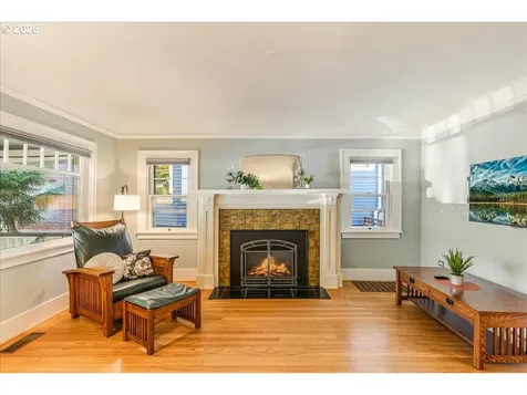 1638 SE Harrison Street Portland OR 97214