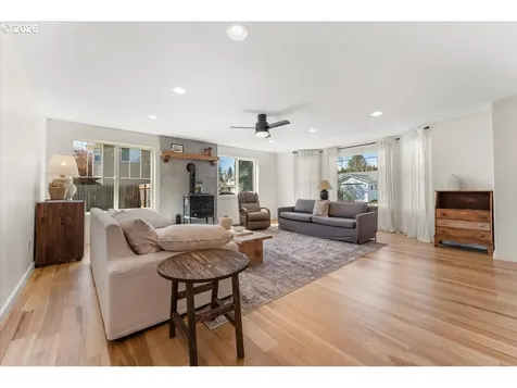407 E Wilson Street Yacolt WA 98675