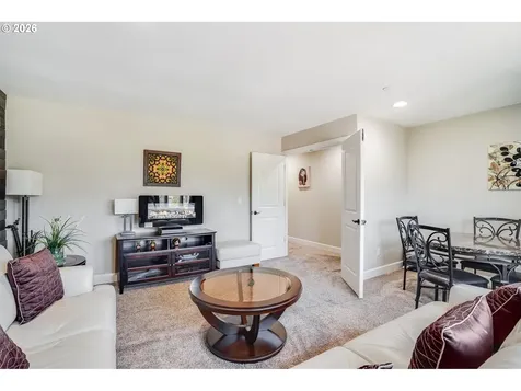 10703 NW Glenmore Way Portland OR 97229