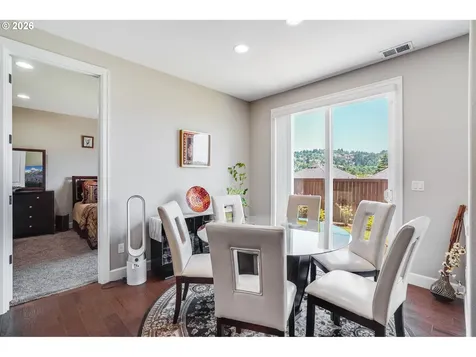 10703 NW Glenmore Way Portland OR 97229