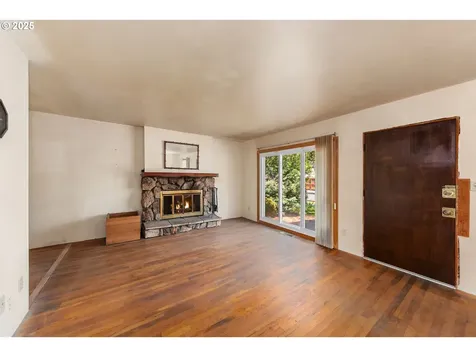 9312 N Leonard Street Portland OR 97203