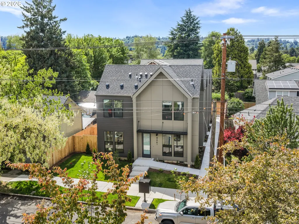 8659 SE 15th Avenue Portland OR 97202