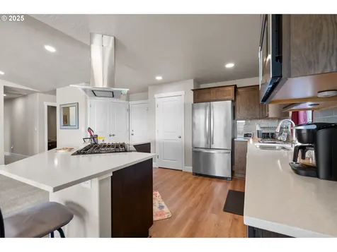1323 E Newport Avenue Hermiston OR 97838