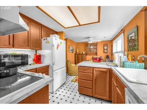 3585 SE 1st Street Gresham OR 97080