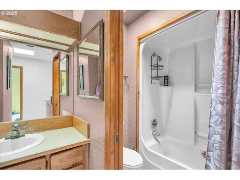 3585 SE 1st Street Gresham OR 97080