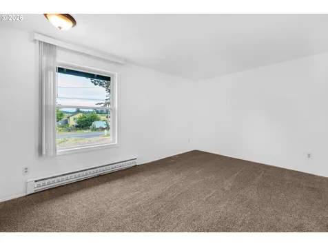 90364 Lewis Road Warrenton OR 97146