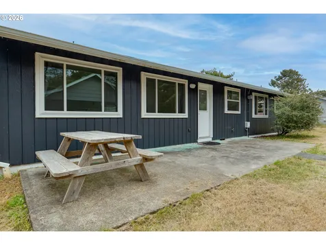 90364 Lewis Road Warrenton OR 97146