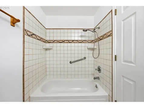 405 SE 21st Street Troutdale OR 97060