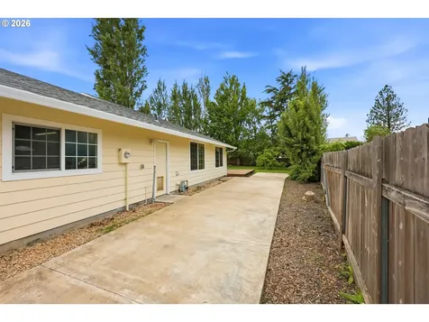 405 SE 21st Street Troutdale OR 97060