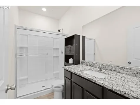 28 NE 134th Place Portland OR 97230