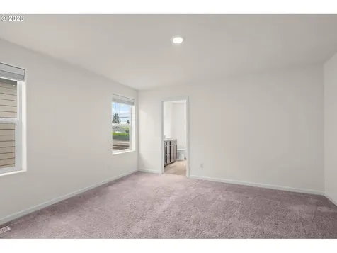 28 NE 134th Place Portland OR 97230