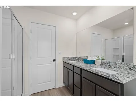 28 NE 134th Place Portland OR 97230