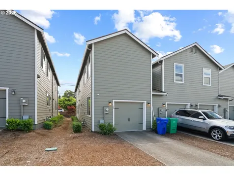 28 NE 134th Place Portland OR 97230