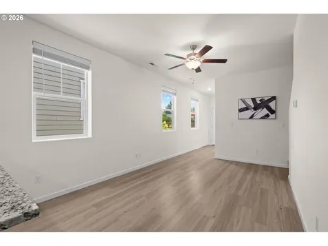 28 NE 134th Place Portland OR 97230