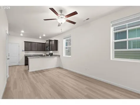 28 NE 134th Place Portland OR 97230