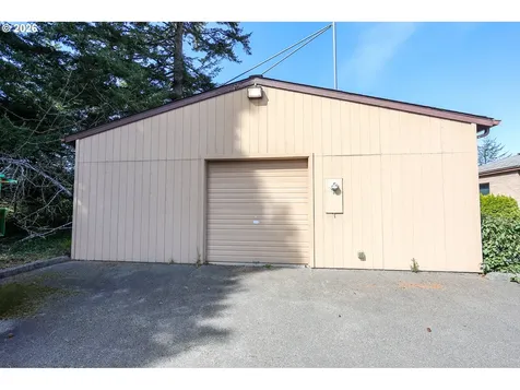 2695 N 17th Street Coos Bay OR 97420
