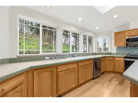 35986 Enterprise Road Creswell OR 97426