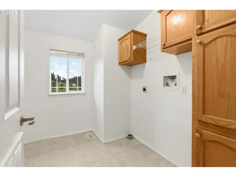 35986 Enterprise Road Creswell OR 97426