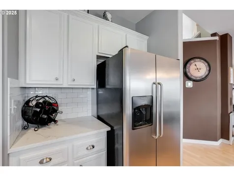 2857 Bald Eagle Avenue NW Salem OR 97304