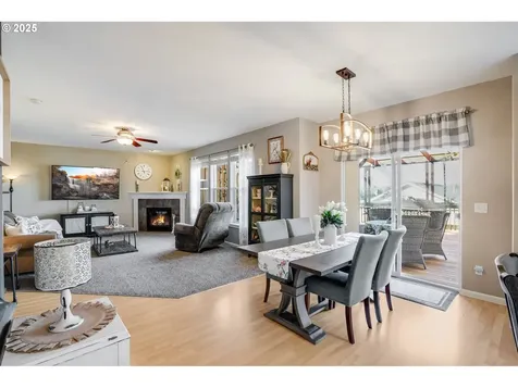 2857 Bald Eagle Avenue NW Salem OR 97304
