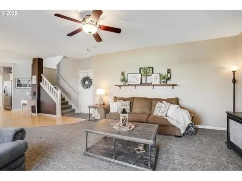 2857 Bald Eagle Avenue NW Salem OR 97304