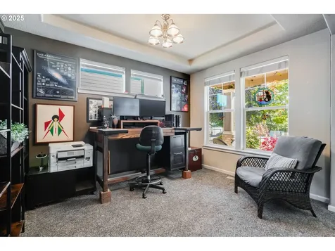 2857 Bald Eagle Avenue NW Salem OR 97304
