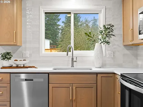 17270 S Overlook Road Oregon City OR 97045
