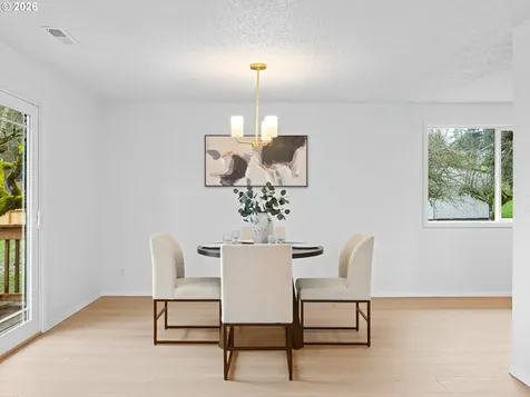 17270 S Overlook Road Oregon City OR 97045