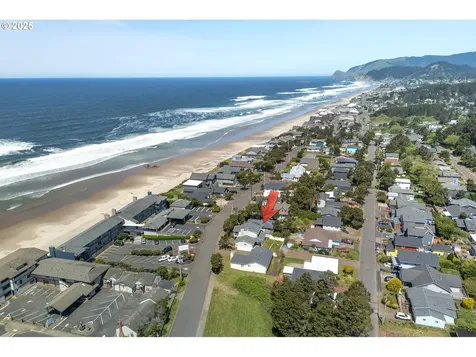 2132 NW Inlet Avenue Lincoln City OR 97367