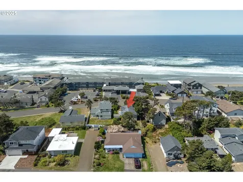 2132 NW Inlet Avenue Lincoln City OR 97367