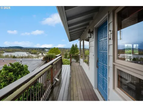 7556 S Kelly Avenue Portland OR 97219