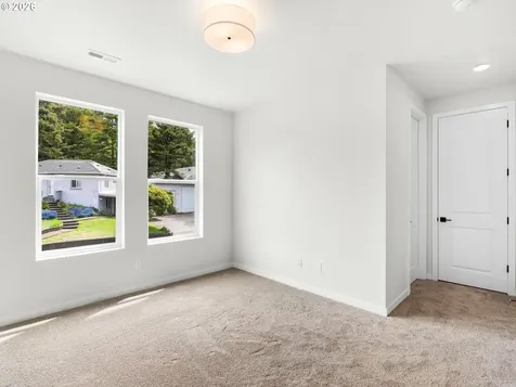 331 SE Jetty Avenue Lincoln City OR 97367