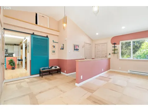 6759 SW 52nd Avenue Portland OR 97219