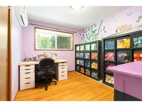 6759 SW 52nd Avenue Portland OR 97219