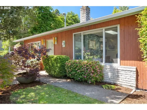 6759 SW 52nd Avenue Portland OR 97219