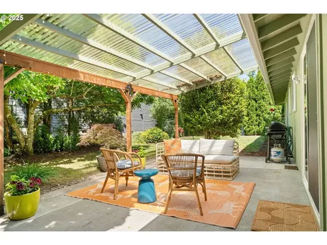 6759 SW 52nd Avenue Portland OR 97219