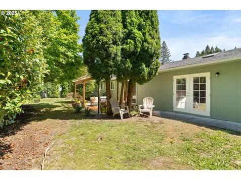 6759 SW 52nd Avenue Portland OR 97219