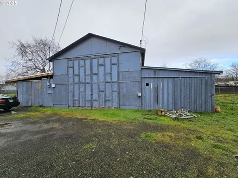 2456 Austin Road Roseburg OR 97471