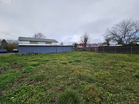2456 Austin Road Roseburg OR 97471