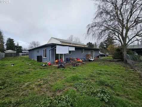 2456 Austin Road Roseburg OR 97471