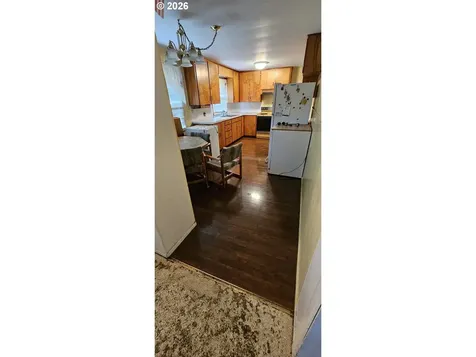1731 NW Keasey Street Roseburg OR 97471
