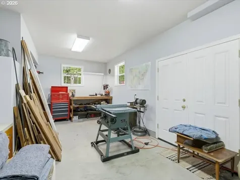 448 SE 24th Avenue Hillsboro OR 97123