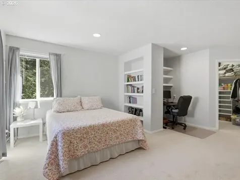 448 SE 24th Avenue Hillsboro OR 97123
