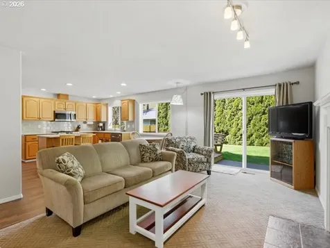 448 SE 24th Avenue Hillsboro OR 97123