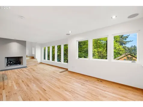 2339 NW Aspen Avenue Portland OR 97210