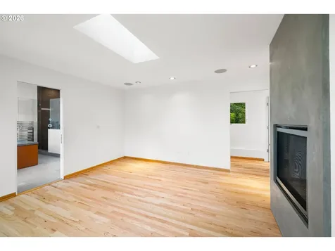 2339 NW Aspen Avenue Portland OR 97210